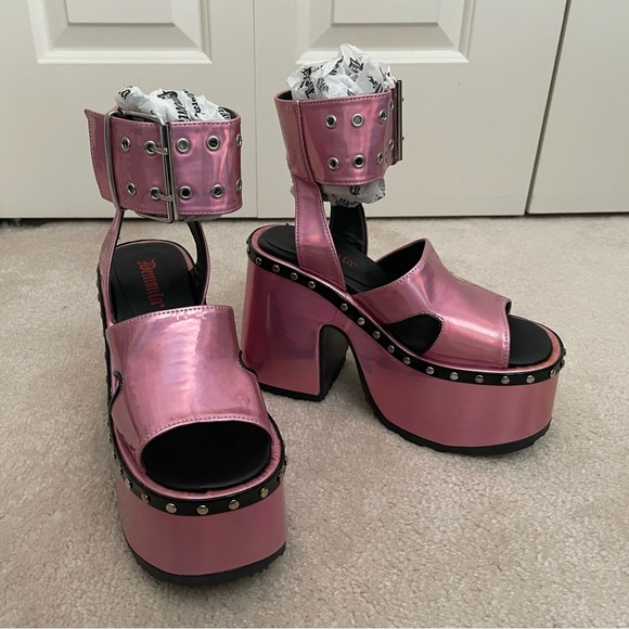 Demonia Camel-102 Pink Vegan Leather - Picture 2 of 8